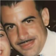 Sviluppatore Software Senior impartisce lezioni di progettazione database, programmazione e testing